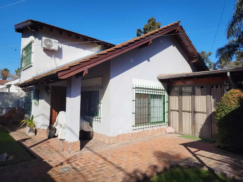 Pilar sobre calle Chiclana al 1200