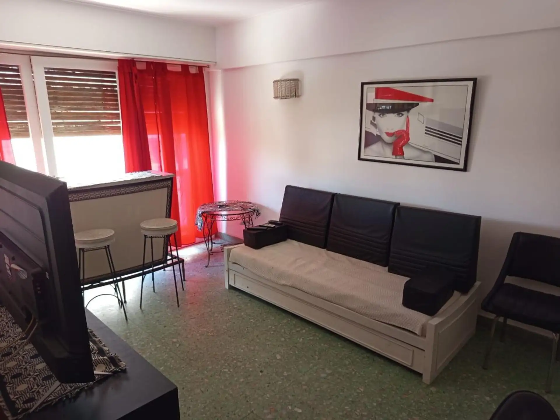 Venta de departamento 2 amb, en La Perla Sur