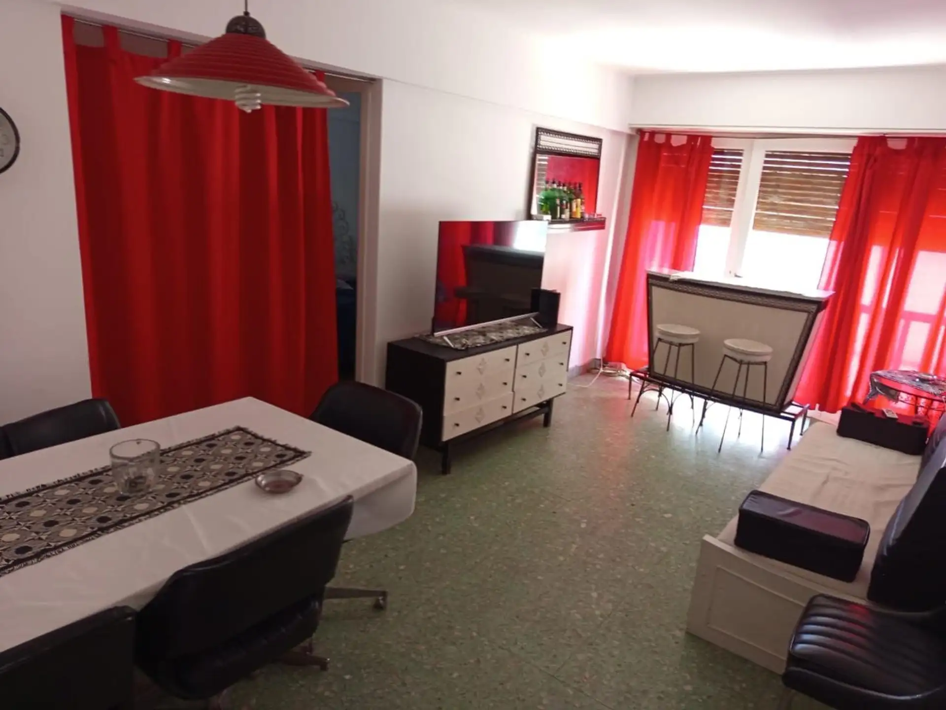 Venta de departamento 2 amb, en La Perla Sur