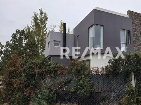 PH en Venta en Neuquén, Confluencia