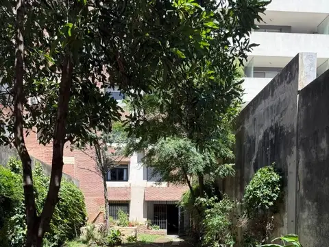 Ovidio Lagos 140 , Piso 3