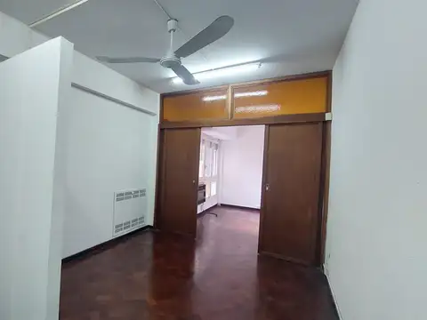 Oficina EN ALQUILER y VENTA en pleno Centro de Rosario