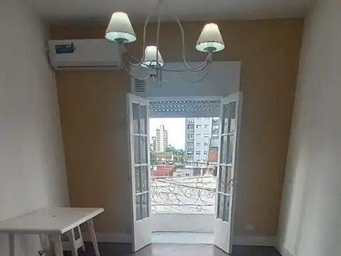 DEPARTAMENTO 3 AMB  EN INMEJORABLE ZONA 