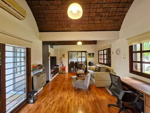 Casa en Venta en Longchamps, USD 149.000