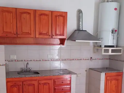 Departamento Dos ambientes c/ patio  en alquiler en El Palomar