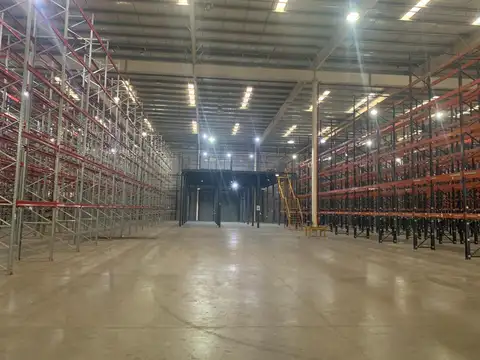 Galpon en Alquiler A Estrenar