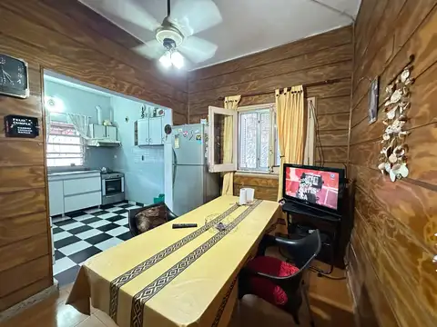 Casa 6 ambientes con 1 baño