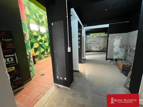 Local en Venta en Alberdi, USD 200.000
