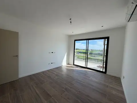 Casa  en Venta en Vila Marina II, Villanueva, Tigre
