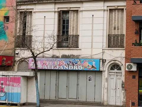 VENTA CASA A RECICLAR/DEMOLER - AV.COLON 1188- CBA