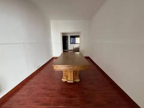 Depto Tipo Casa en Venta de 6 ambientes
