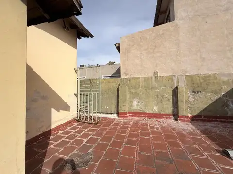 Depto Tipo Casa en Venta de 6 ambientes
