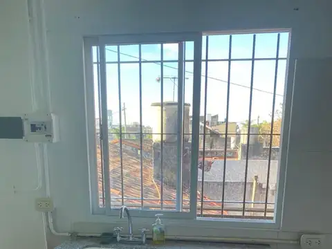 Depto Tipo Casa Monoambiente con 1 baño