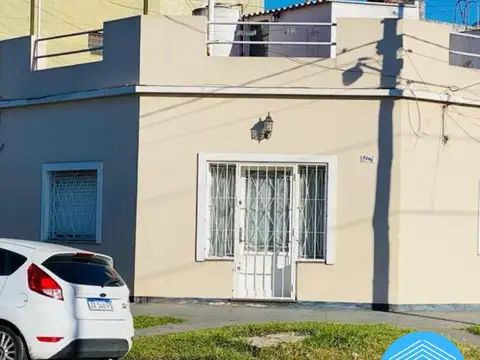 Casa 3 ambientes - Ramos Mejía