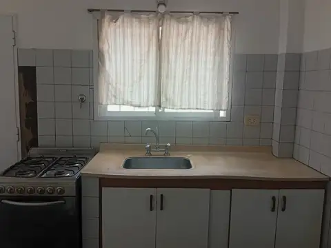 Depto Tipo Casa en Alquiler de 2 dormitorios