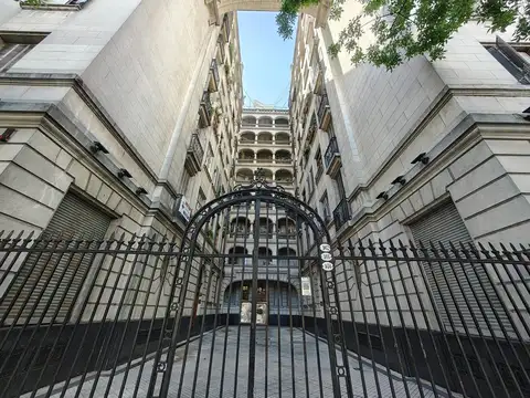 Departamento en Venta Historico 4 dormitorios Impecable!