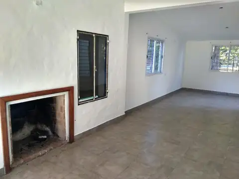 VENTA DE CASAQUINTA , CASUARINAS LUJAN - BS.AS