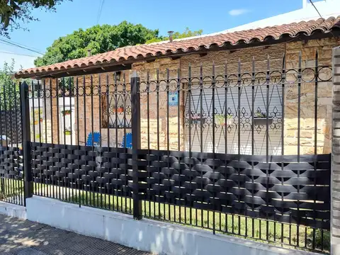 CHALET EN PH 3 AMB CON JARDIN, PATIO Y COCHERA! BANFIELD