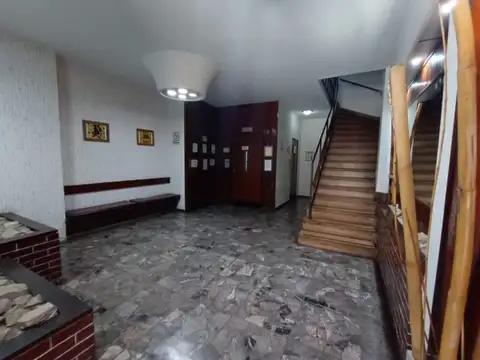 DEPARTAMENTO 2 AMBIENTES .PISO:1 DPTO:I