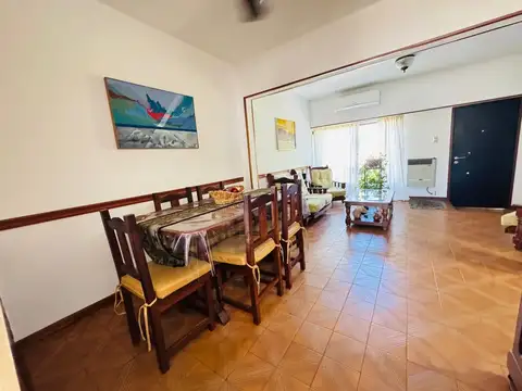 Depto Tipo Casa en Venta de 4 ambientes