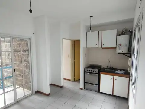 Departamento en Alquiler en Godoy Cruz, $ 400.000