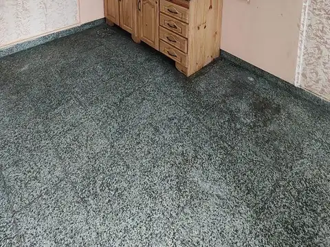 Depto Tipo Casa en Alquiler de 4 ambientes