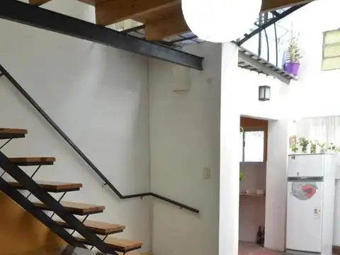 Depto Tipo Casa 2 ambientes con 1 baño