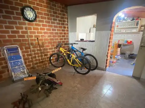 Tomás A. Edison 3100