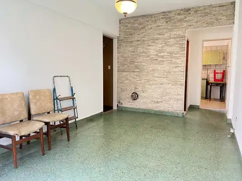 Venta depto 4amb Flores con Balcon