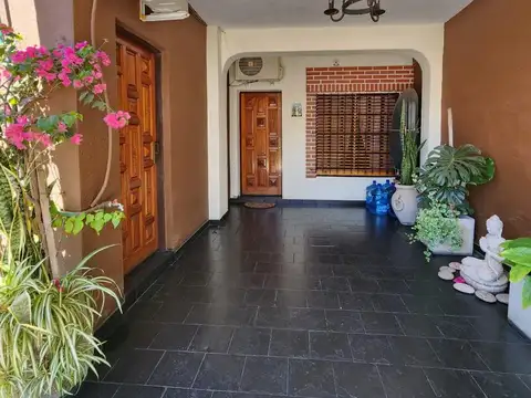 Depto Tipo Casa en Venta de 3 dormitorios