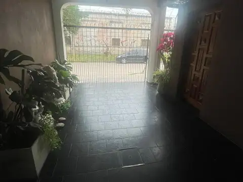 Depto Tipo Casa en Venta en Ituzaingó, USD 98.000