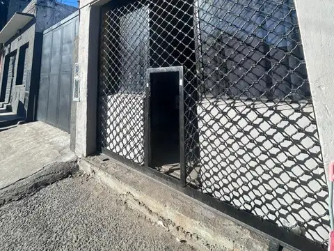 LOCAL AV ROCA