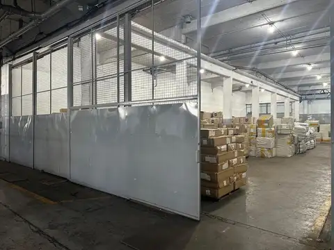 Galpón de 600 m2 -  Lomas del Mirador - ALQUILER