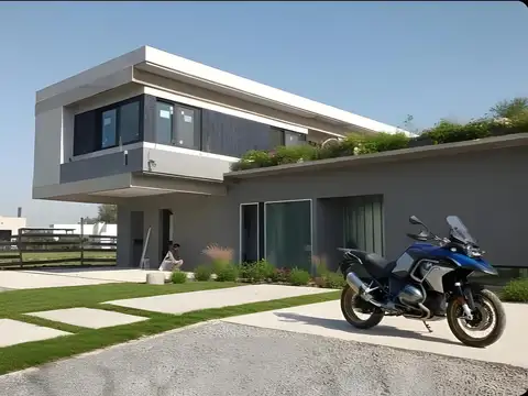 Casa en Alquiler con 3 cocheras