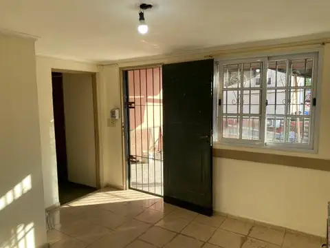 Departamento 4 ambientes con 1 baño