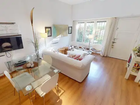 Depto Tipo Casa 3 ambientes con 2 baños