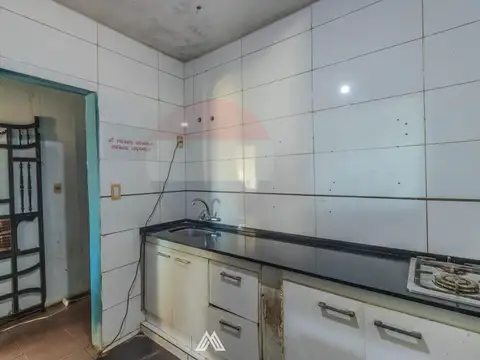 Casa 5 ambientes con 1 baño