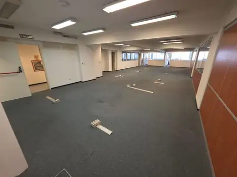 Oficina en Alquiler en MIcrocentro / Centro