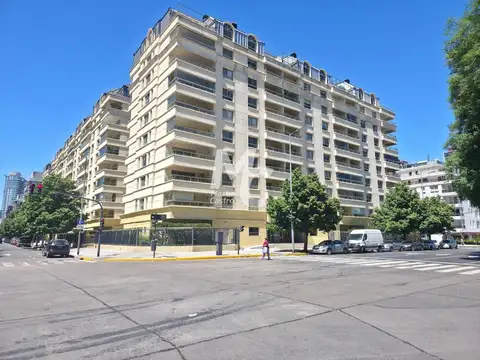 Avenida Eduardo Madero 100