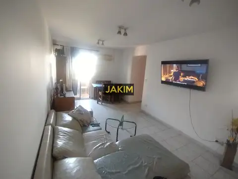 Presidente Juan Domingo Perón 8000