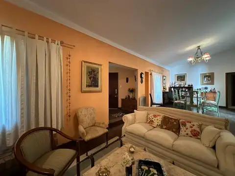 Casa en Venta en Arguello, USD 260.000