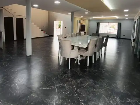 Casa en Venta de 5 dormitorios