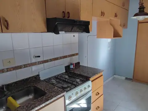 Departamento en Alquiler en Villa Ballester - 3 Ambientes céntrico.