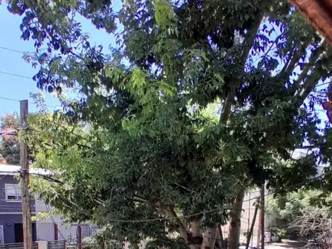 Depto Tipo Casa 2 ambientes con 1 baño