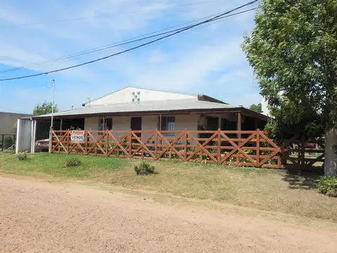 Gregorio Premat esquina Moreno