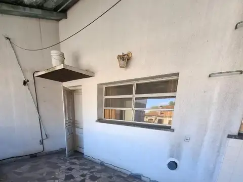 Local en Venta en Munro, USD 350.000