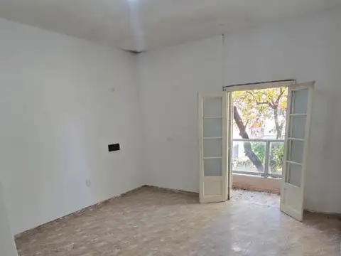 Departamento de dos dormitorios en microcentro