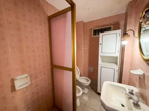 Departamento 5 ambientes con 2 baños