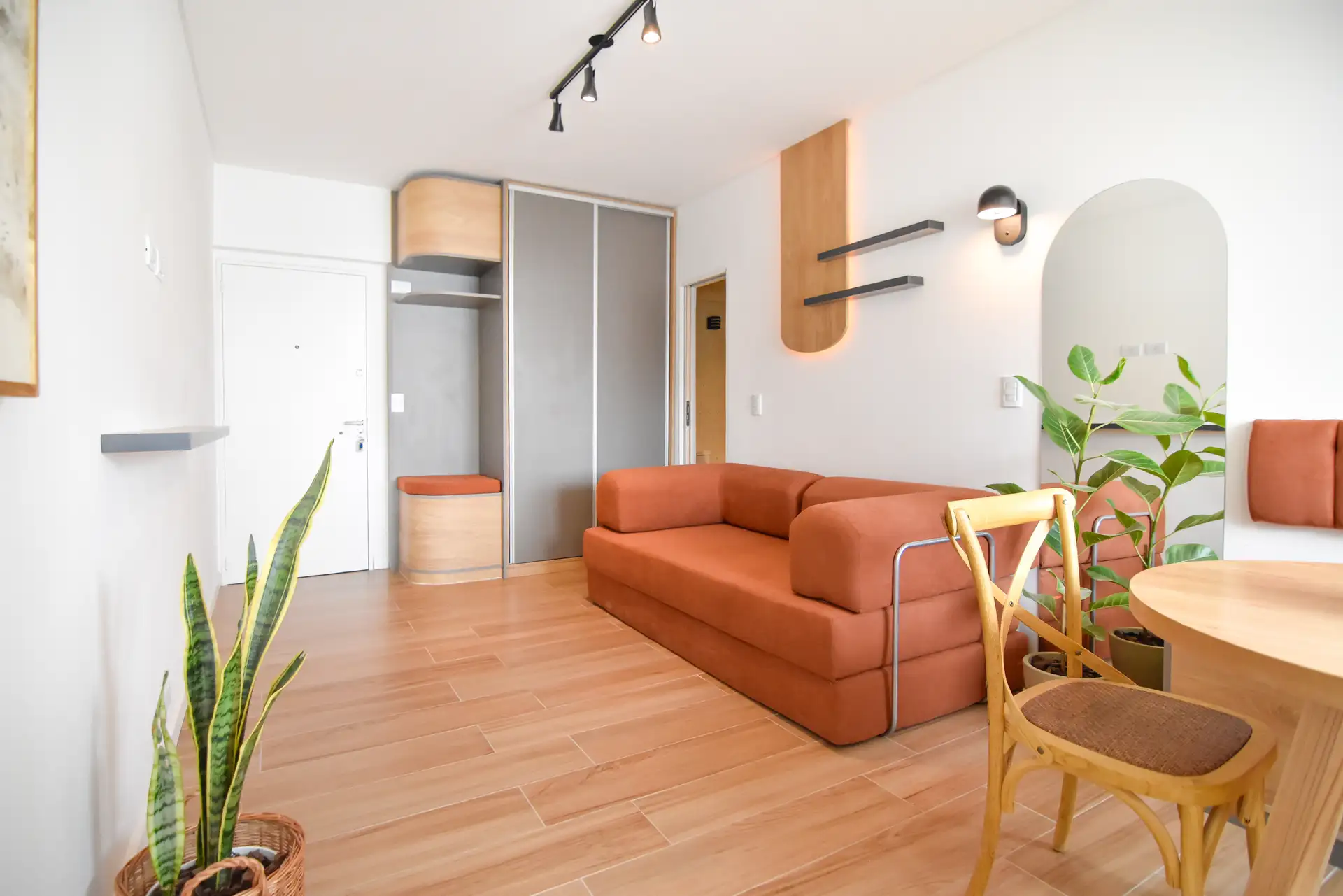 Departamento 1 ambiente - reciclado y equipado - Mitre y Belgrano