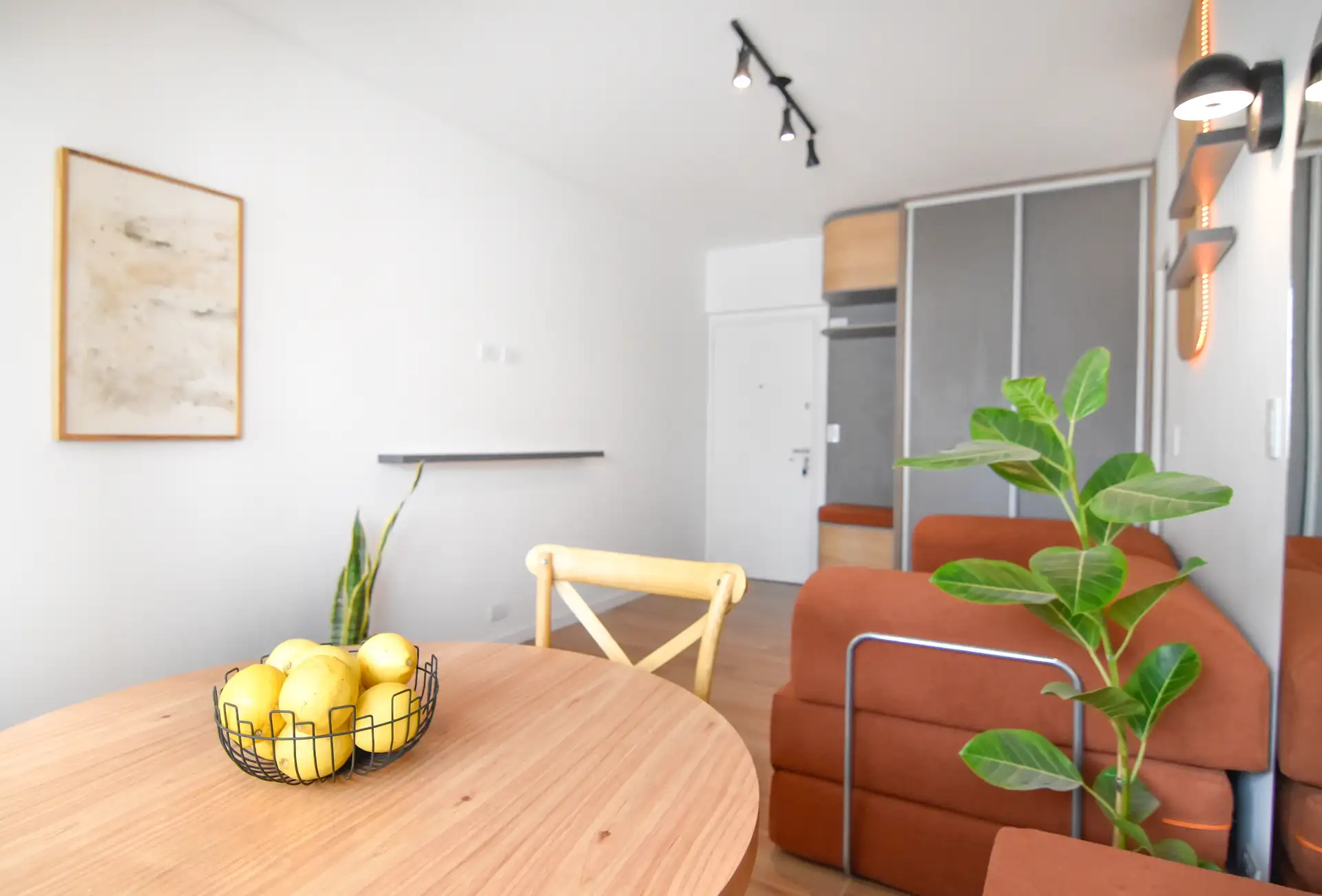 Departamento 1 ambiente - reciclado y equipado - Mitre y Belgrano